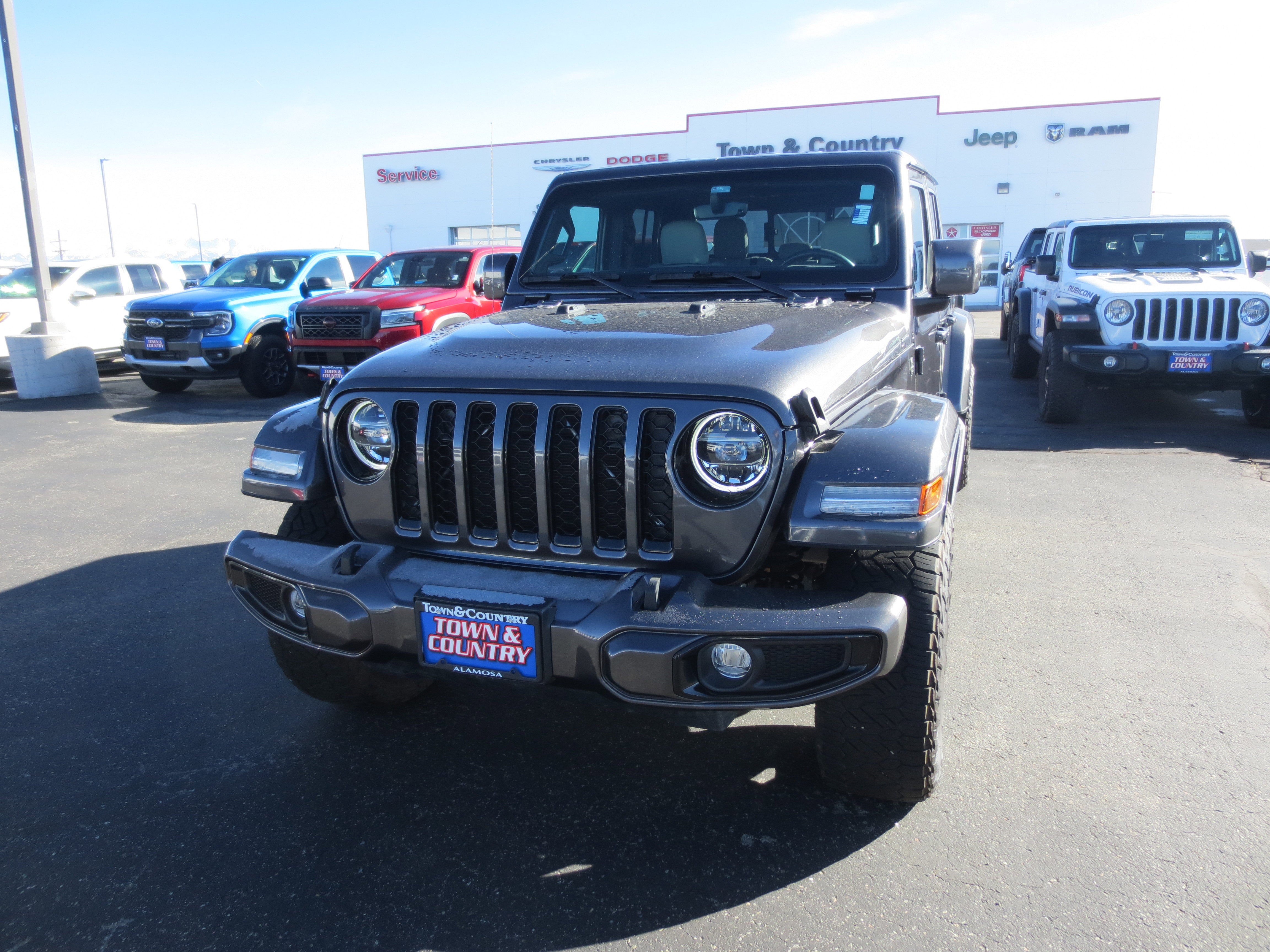 2021 Jeep Gladiator High Altitude in Charcoal — front three-quarter view