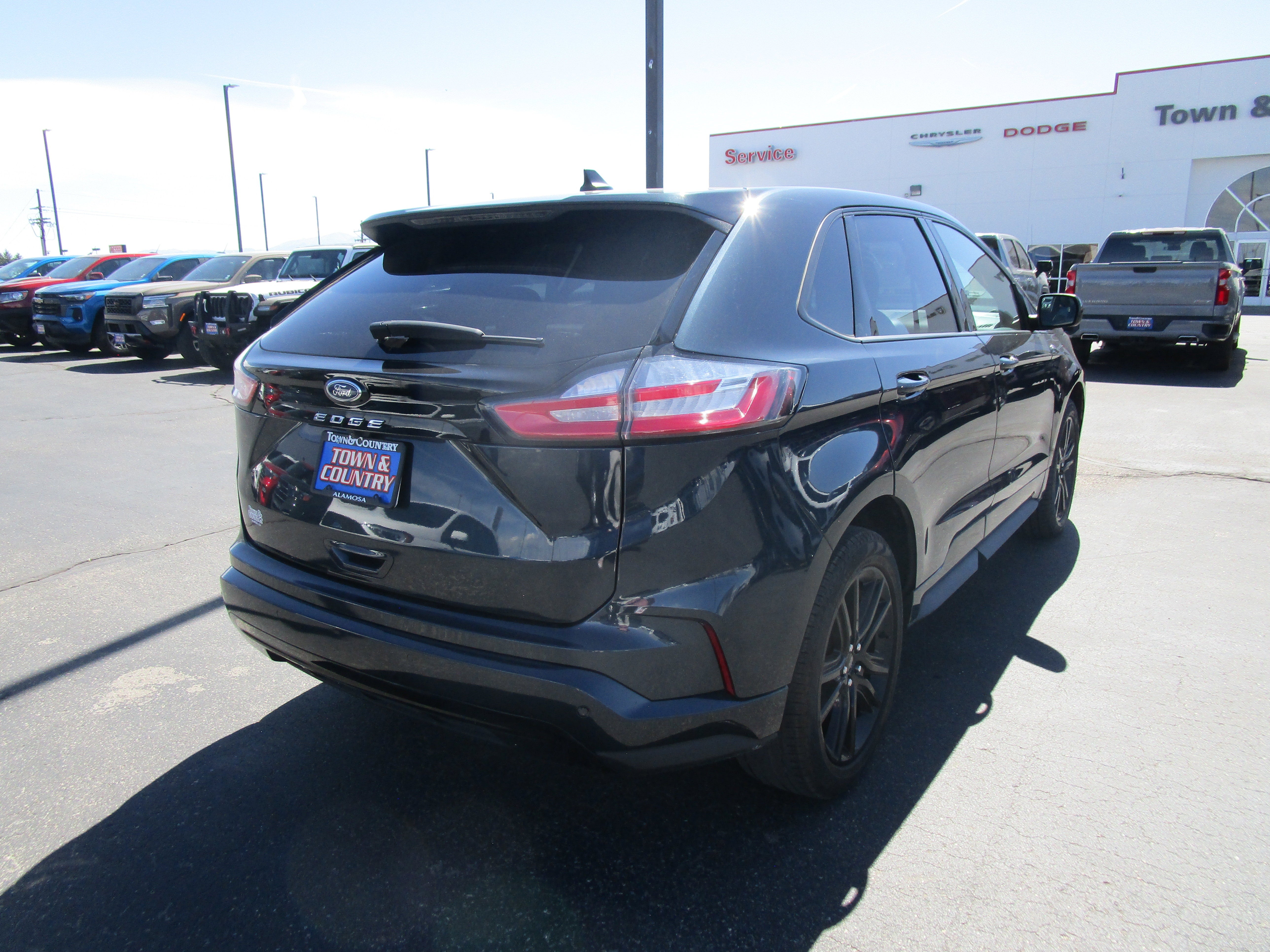 2023 Ford Edge — rear three-quarter view