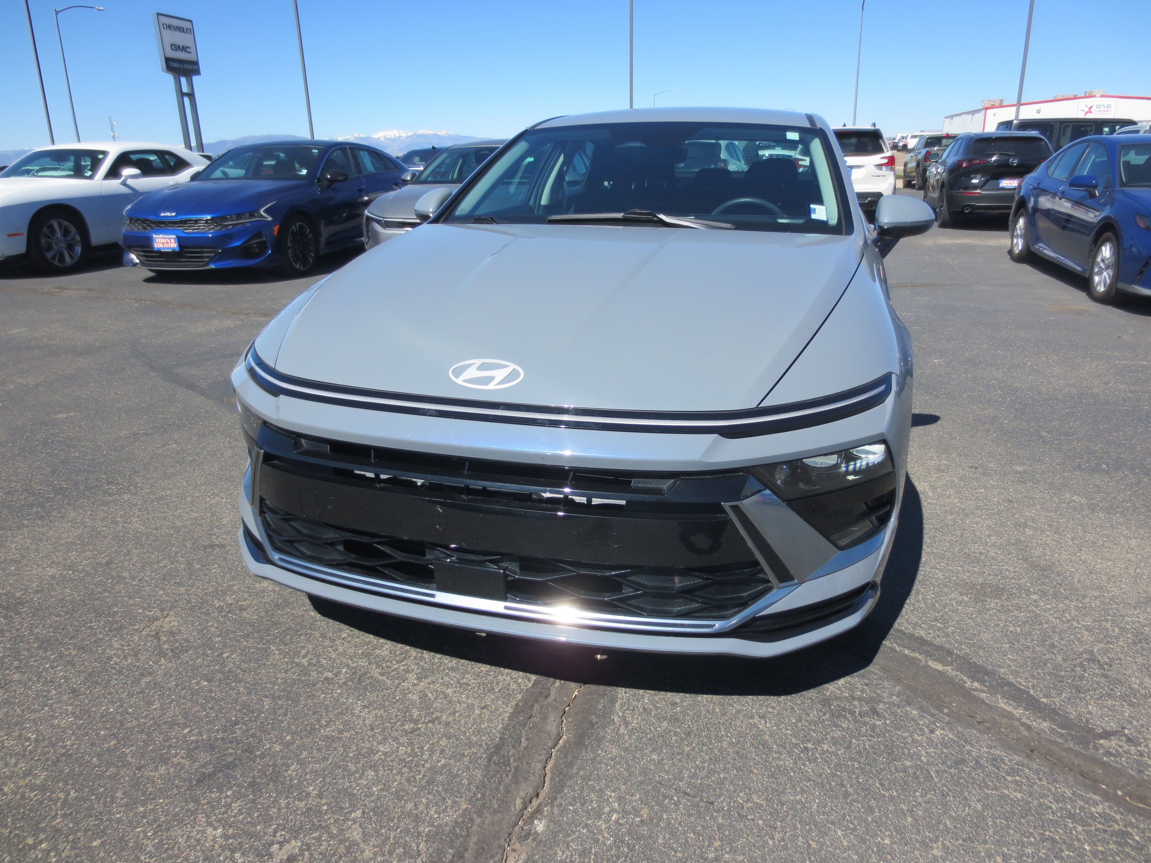 2025 Hyundai Sonata SEL in Blue — front three-quarter view